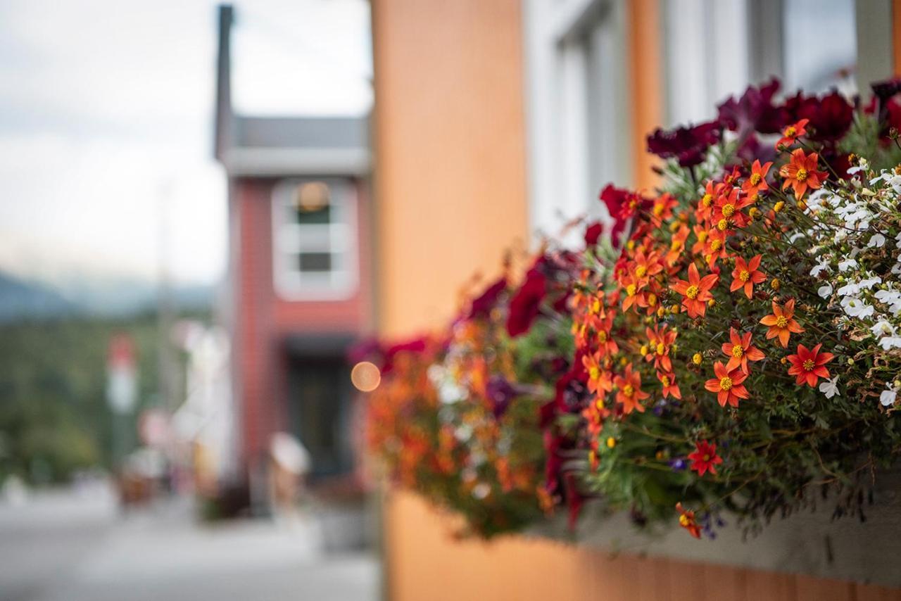 Holland America Skagway Inn Buitenkant foto
